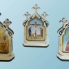 Ікона в авто оргскло на липучці (білий) 9 см.