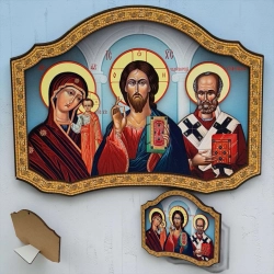 Ікона трійник з Святителем Миколаєм з ніжкою МДФ 20х15 см.