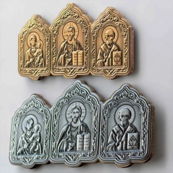 Ікона - трійник в авто 45х85 см. 3D тиснення основа дерево