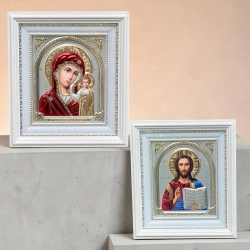 Венчальная пара в киоте из дерева прямая рама вставка багет 24х27см