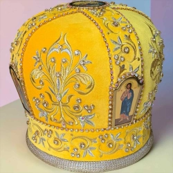 Мітра оксамит 58 розмір орнамет, розшита камінням
