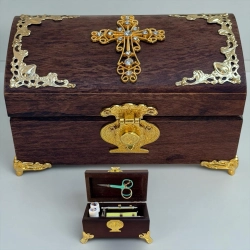 Хрестильний ящик великий 15х7,5х10 см.