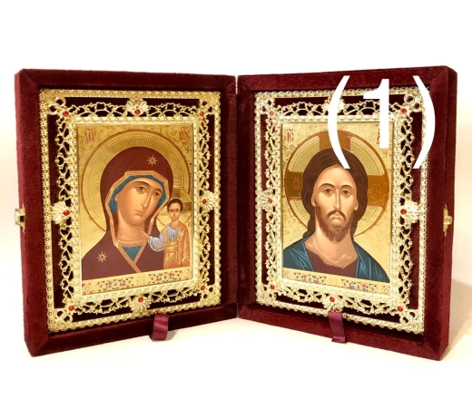Складень оксамит, риза 21х 25см (виймається) в розкритому стані 42х25 см.