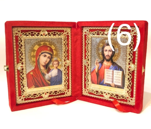 Складень оксамит, риза 21х 25см (виймається) в розкритому стані 42х25 см.