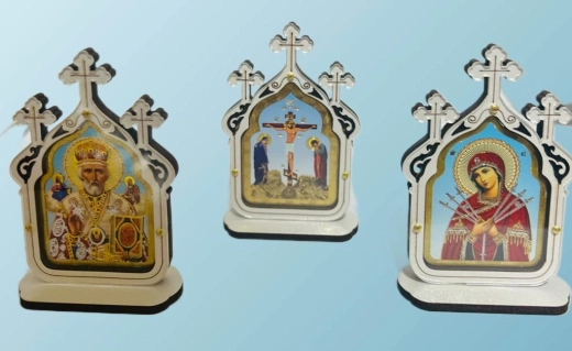 Ікона в авто оргскло на липучці (білий) 9 см.