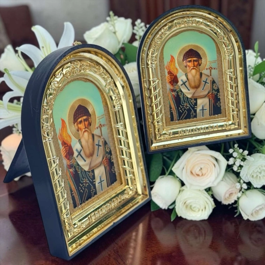 Икона Святой Спиридон Тримифунтский  в пласт.рамке 12х9 см.