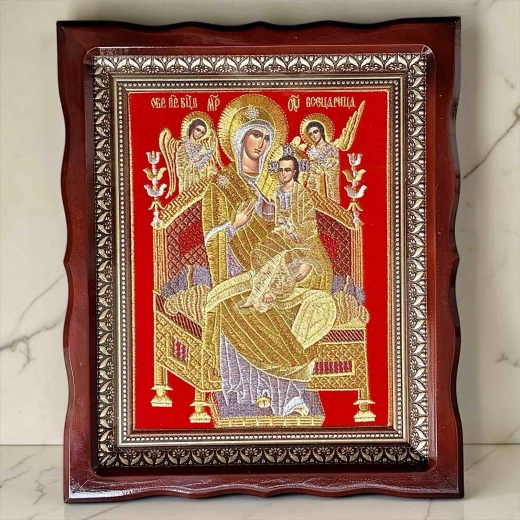 Икона Богородицы Всецарица вышитая в деревянном киоте 30х36 см.